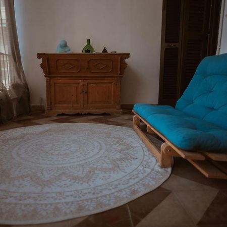 Apartamento Casa Di Habibi Bari Exterior foto